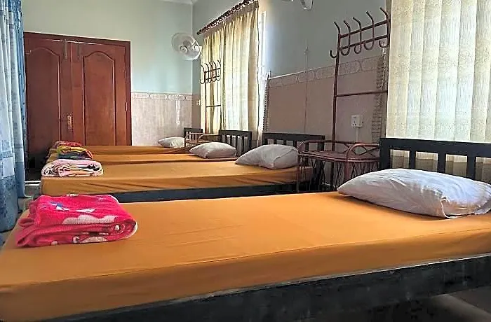 Hostel Eco-home